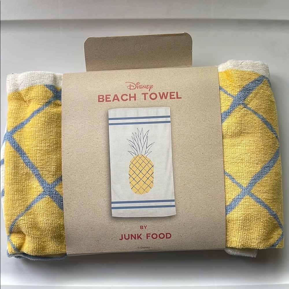 Disney x Junk Food Clothing Pineapple Beach Towel NEW in packaging